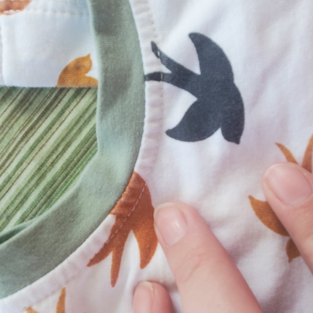 Toddler onesie - Picture 2 of 4